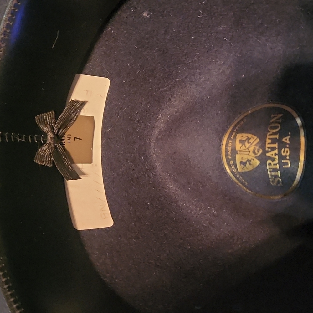Stratton self forming hat - Picture 5 of 9